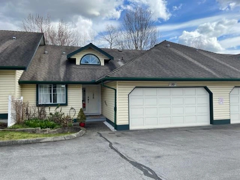 10 - 11485 227th Street, Maple Ridge BC V2X 0Z9
