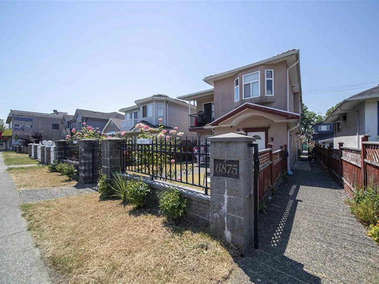 6875 Victoria Drive, Vancouver, BC, V5P 3Y7