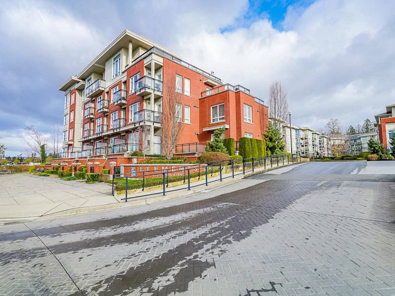 B104 - 20211 66th Avenue, Langley BC V2Y 0L4
