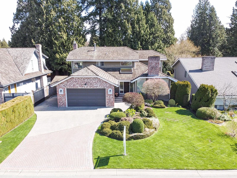 11765 Summit Crescent, Delta BC V4E 2Z3