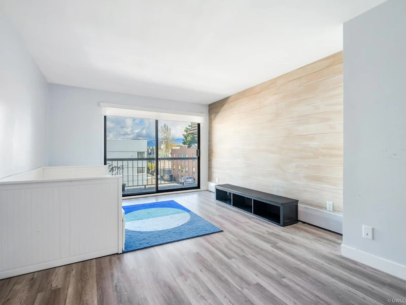 312 - 2040 Cornwall Avenue, Vancouver BC V6J 1E1