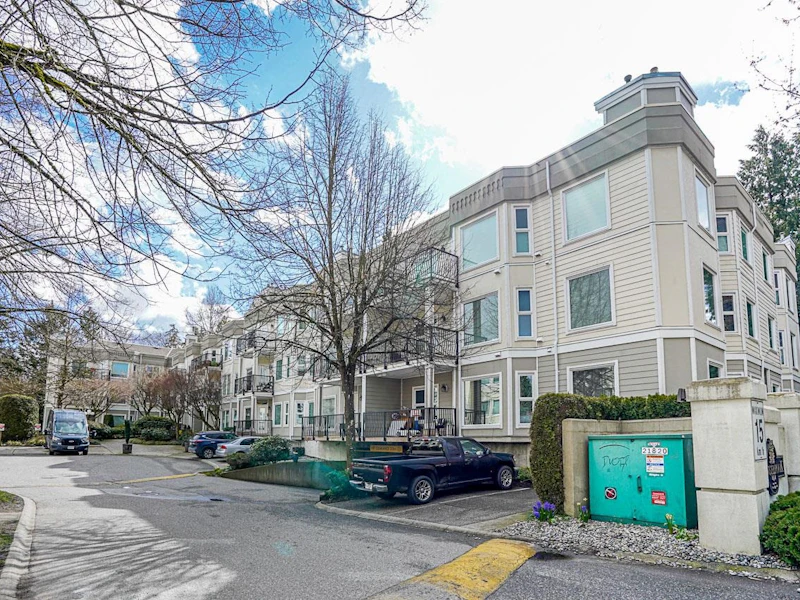 102 - 10320 156th Street, Surrey BC V3R 4L8