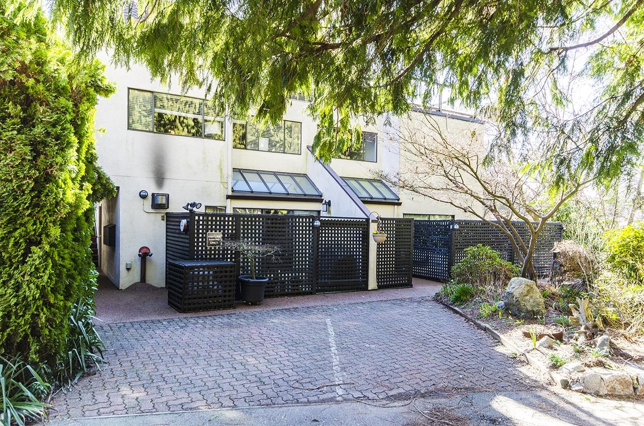 7-1786 Esquimalt Avenue, West Vancouver, BC, V7V 1R8