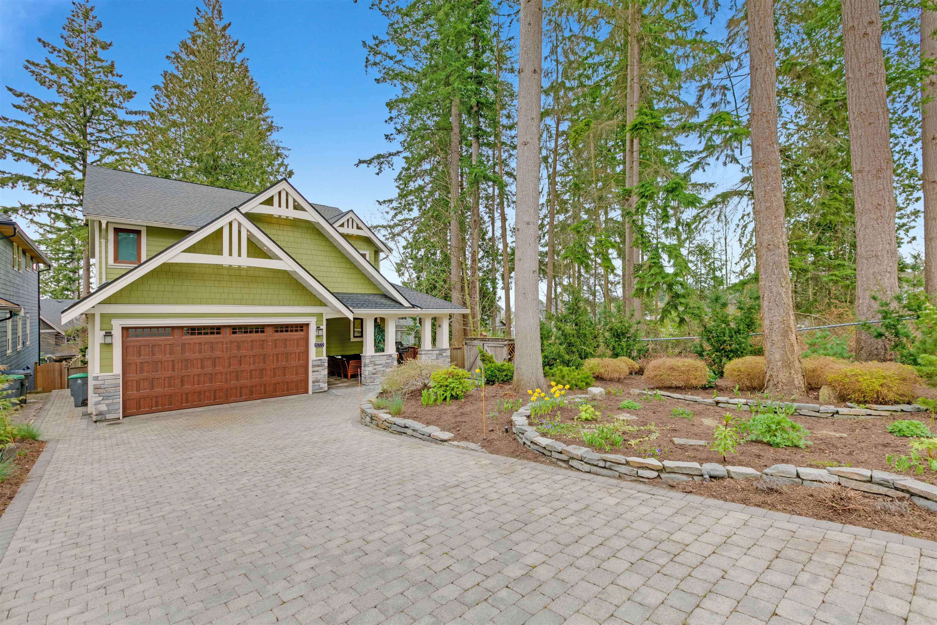 15777 Wills Brook Way, Surrey, BC, V3Z 0N8