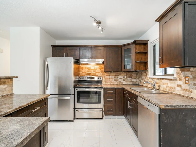 32301 Holiday Avenue, Mission, BC, V2V 5P9