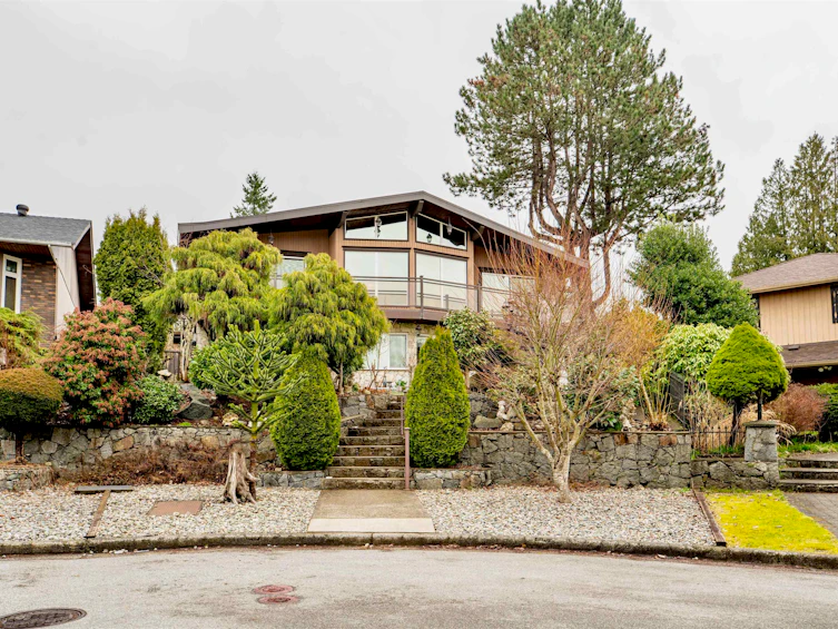5480 Tye Court, Burnaby, BC, V5B 2J1