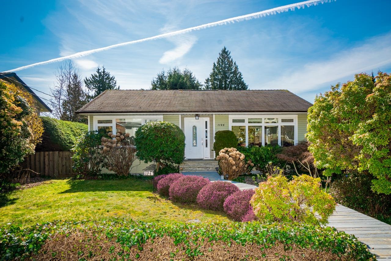 1126 Kings Avenue, West Vancouver, BC, V7T 2C3