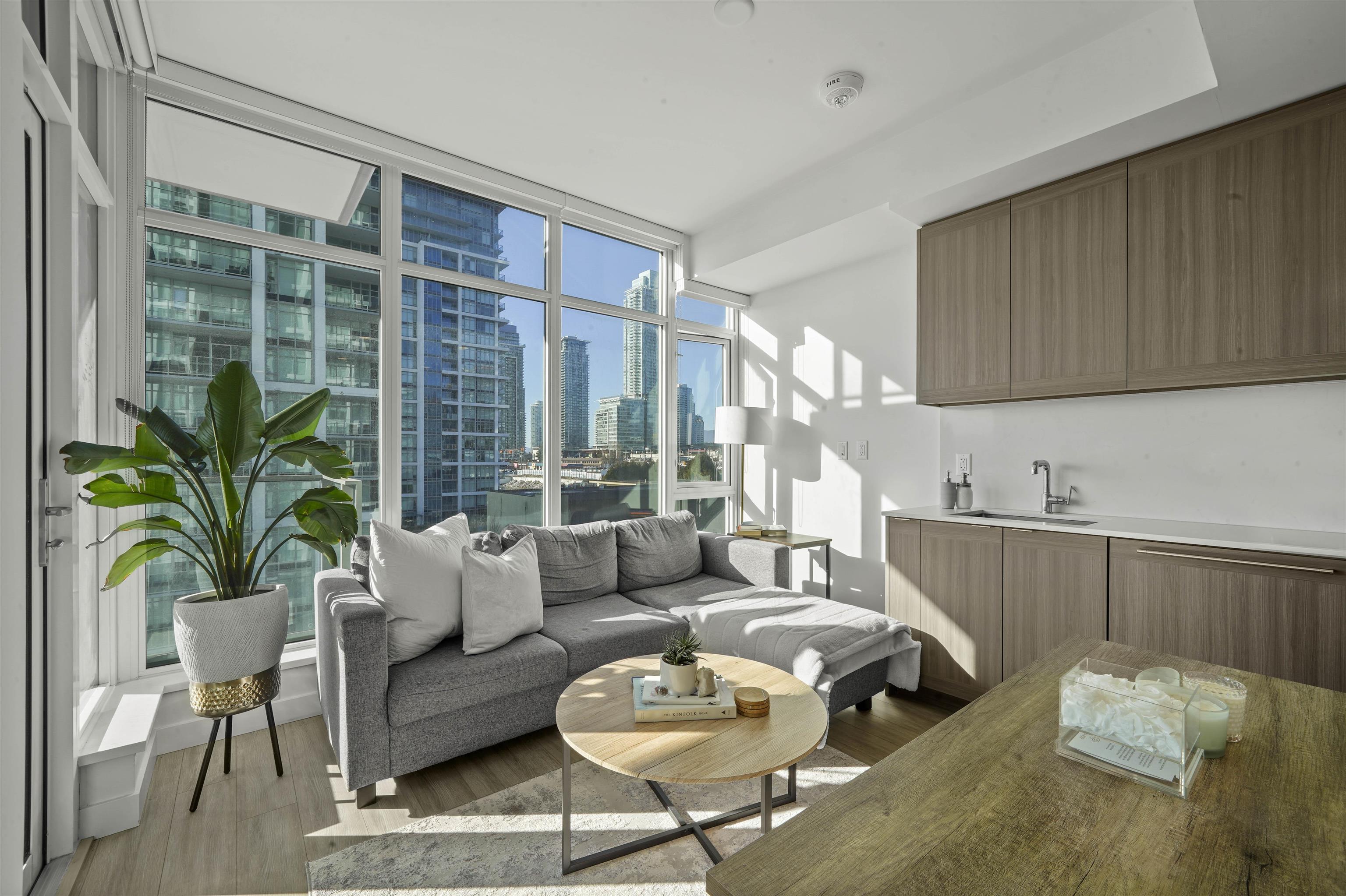 807-2351 Beta Avenue, Burnaby, BC, V5C 0M2