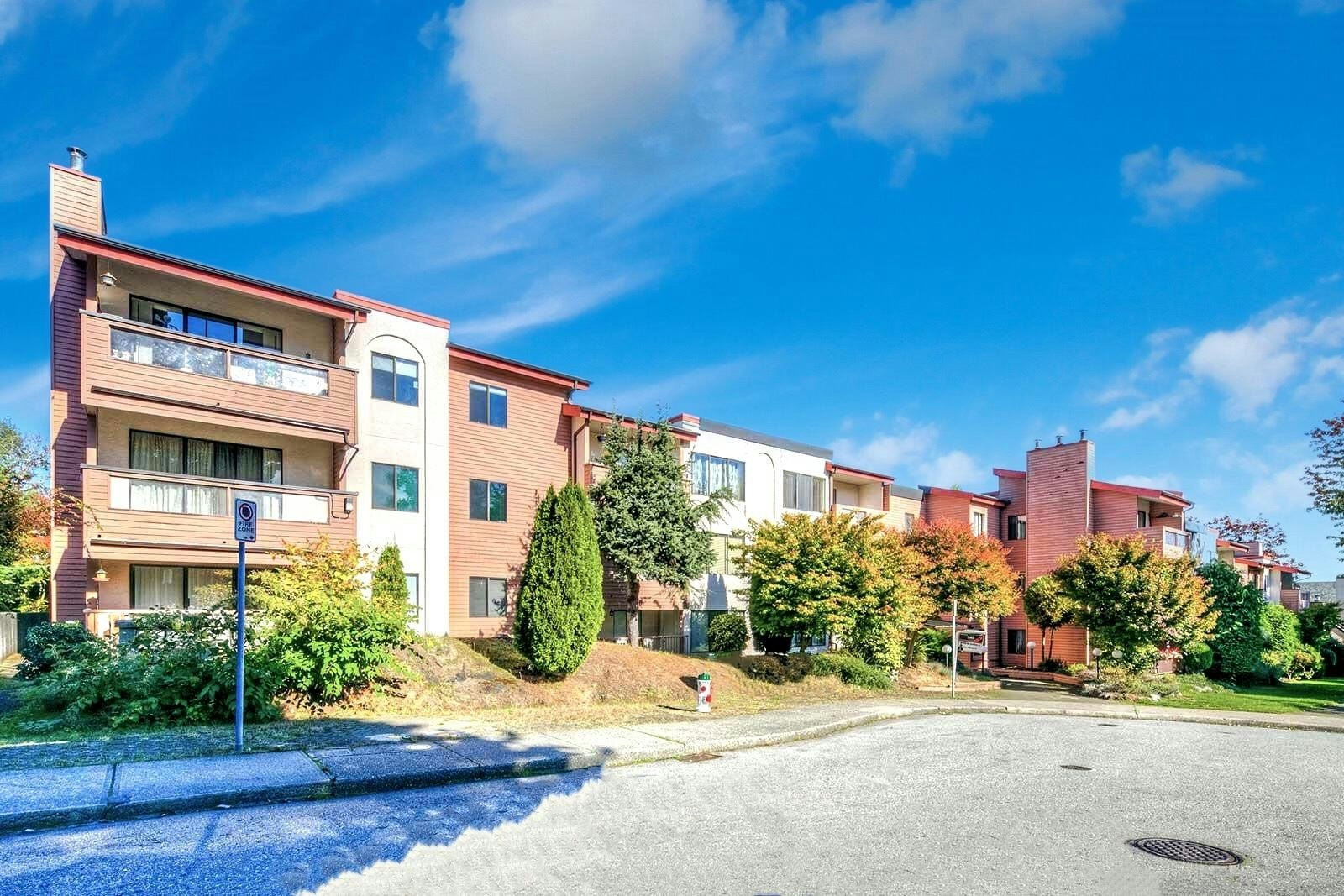 107-3883 Laurel Street, Burnaby, BC, V5G 4M8