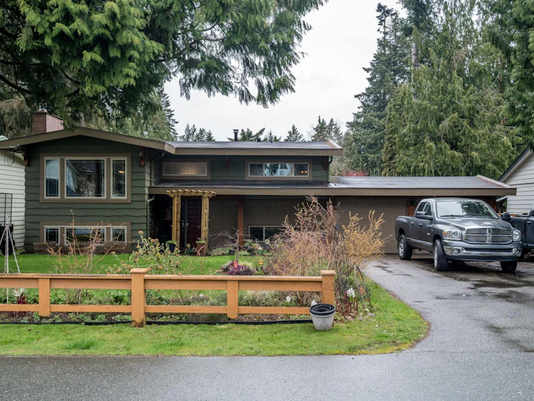 34235 Larch Street, Abbotsford, BC, V2S 2P7
