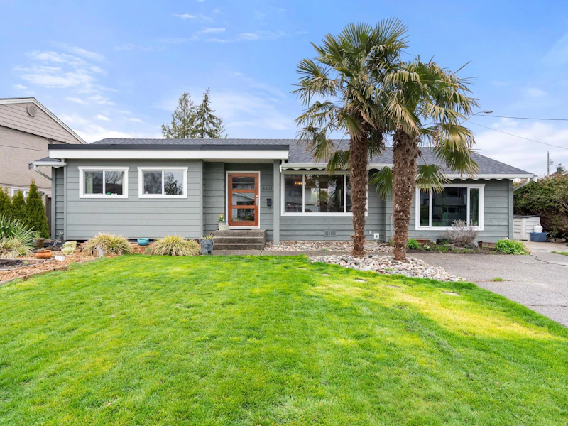 4371 44b Avenue, Delta BC V4K 1G9