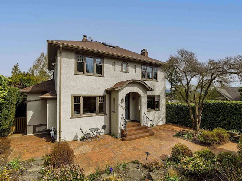3553 W 26th Avenue, Vancouver BC V6S 1N8