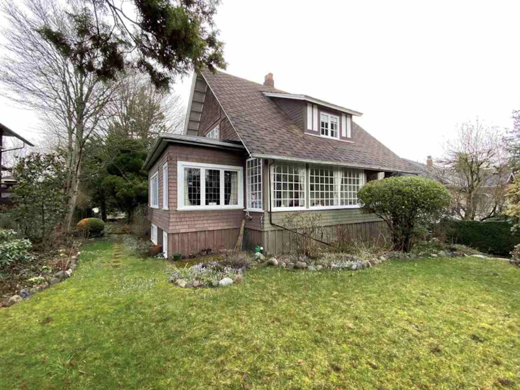 2403 W 37th Avenue, Vancouver, BC, V6M 1P4