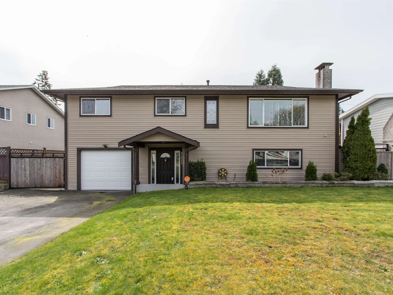 21864 Laurie Avenue, Maple Ridge BC V2X 7V8