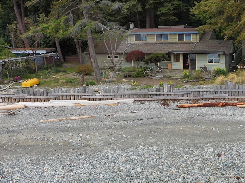 6709 Seaview Lane, Sechelt BC