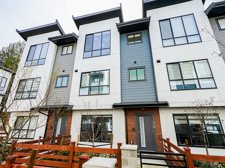 76-7177 194a Street, Surrey, BC, V4N 6V6