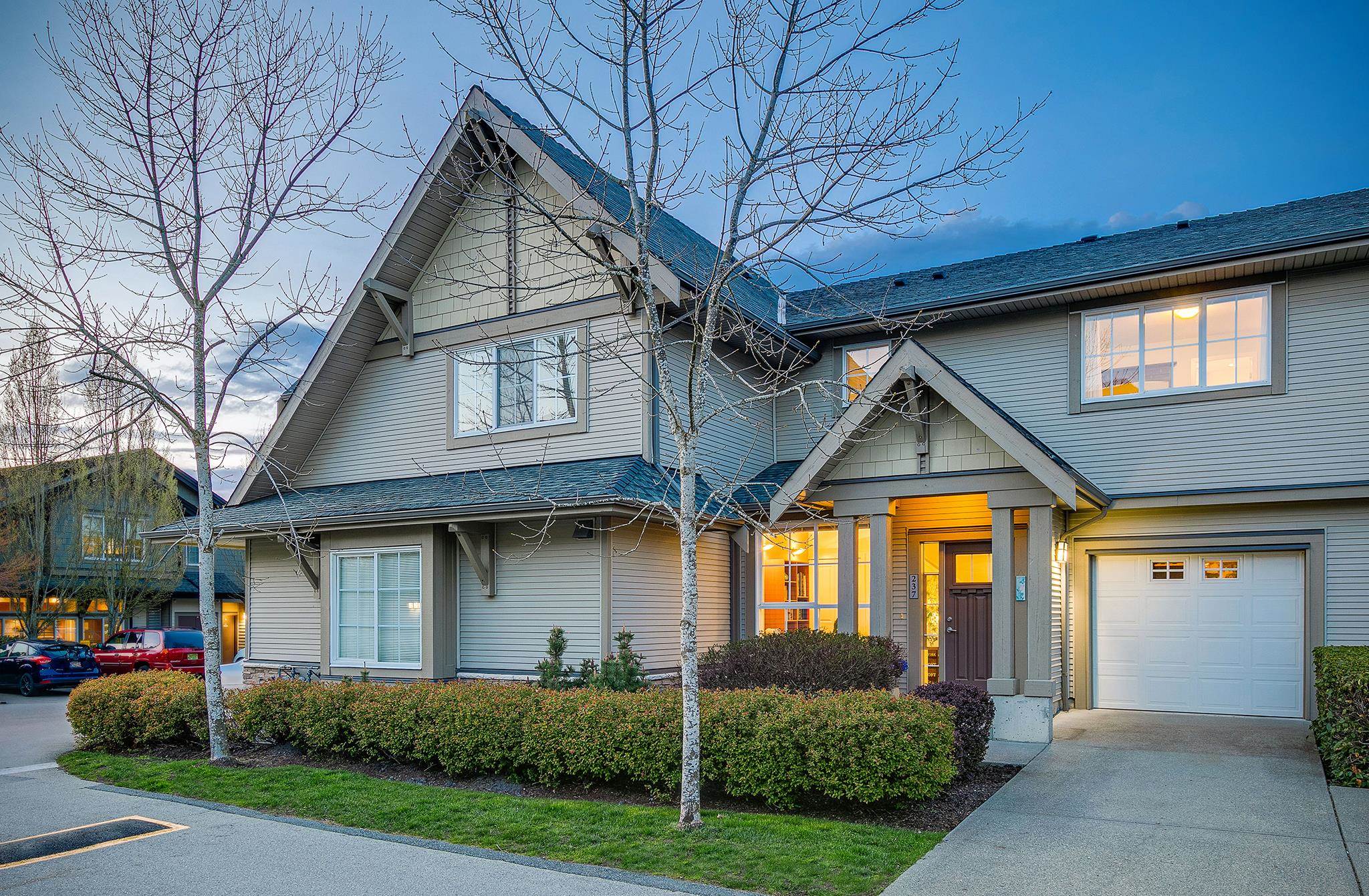 237-2501 161a Street, Surrey, BC, V3Z 7Y6