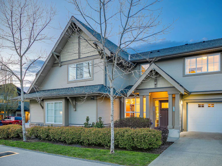 237-2501 161a Street, Surrey, BC, V3Z 7Y6