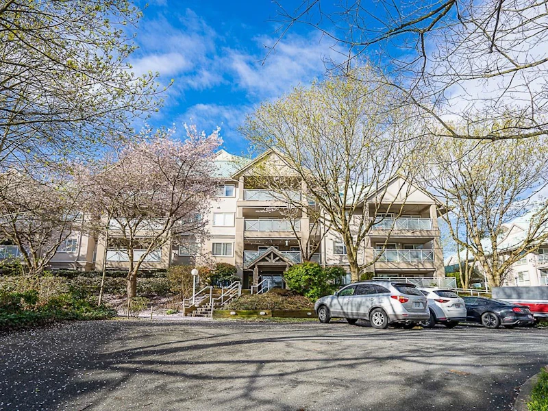 306 - 15140 29a Avenue, Surrey BC V4P 3B1