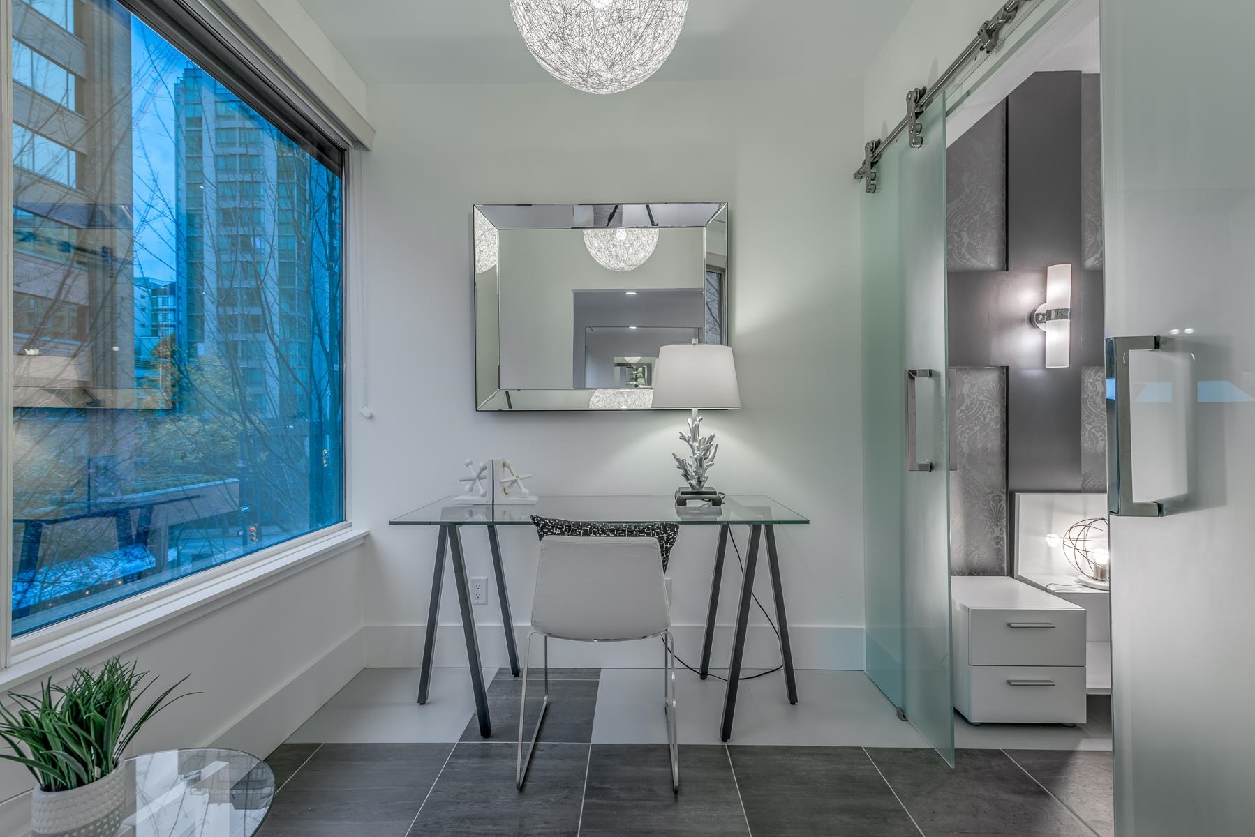 203-1177 Hornby Street, Vancouver, BC, V6Z 2E9