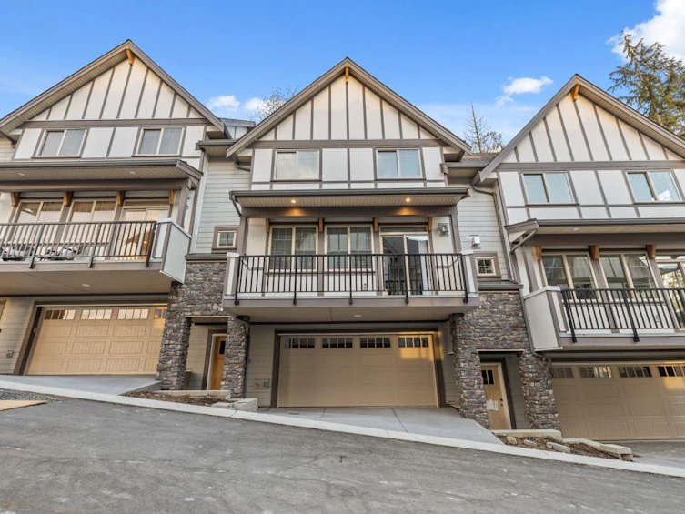 8-23710 133 Avenue, Maple Ridge, BC, V4R 2W2