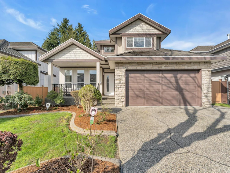 14525 74a Avenue, Surrey, BC, V3S 8Z8