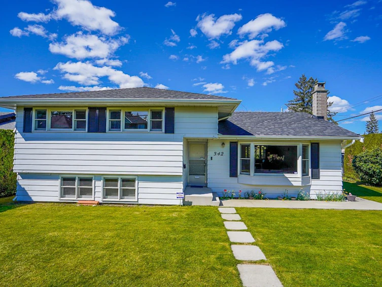 342 Leroy Street, Coquitlam, BC, V3K 5K6