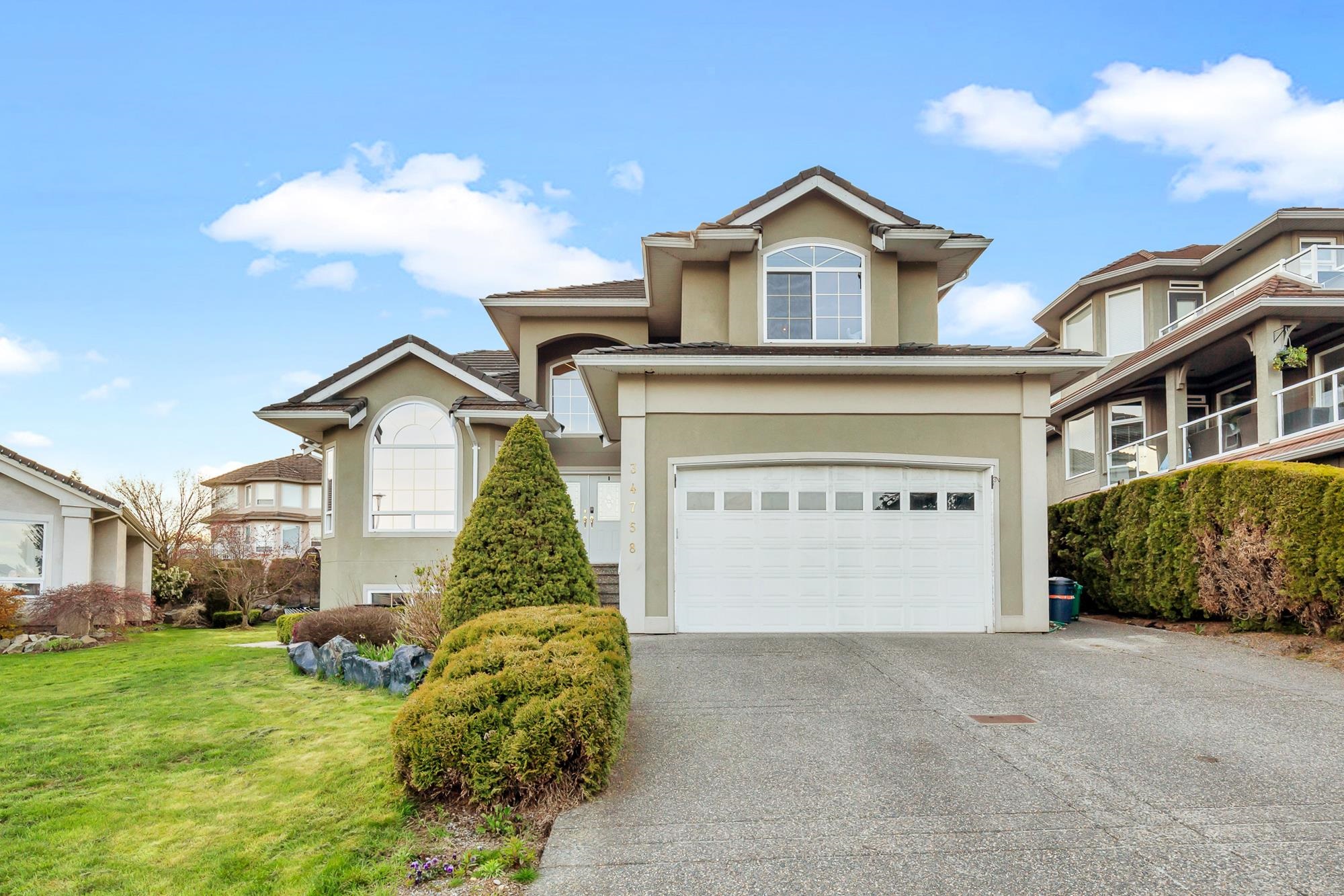 34758 Pakenham Place, Mission, BC, V2V 7A6
