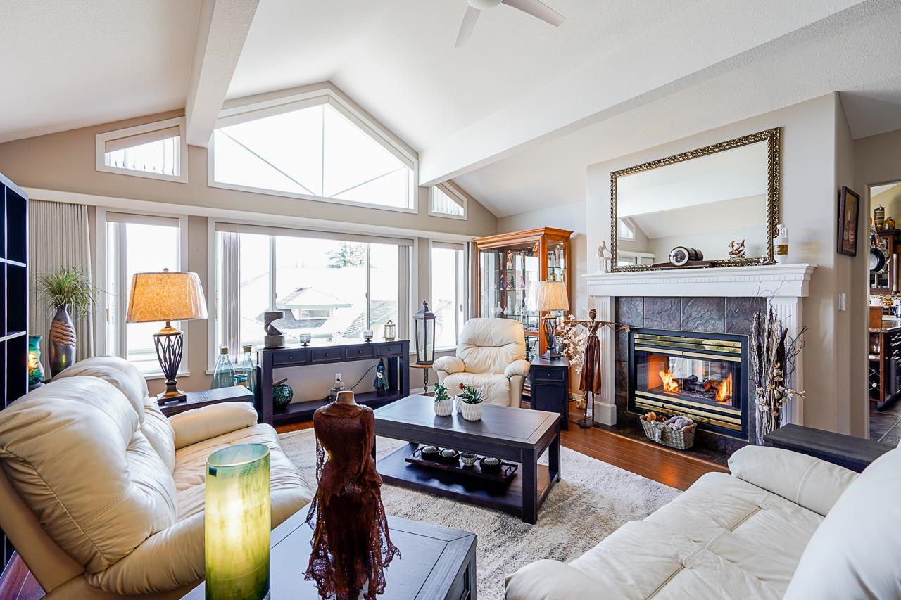 25-8590 Sunrise Drive, Chilliwack, BC, V2R 3Z4