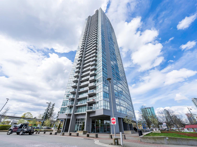3008-13618 100 Avenue, Surrey, BC, V3T 0A8