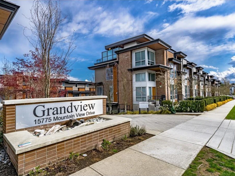 48-15775 Mountain View Drive, Surrey, BC, V3Z 0W7