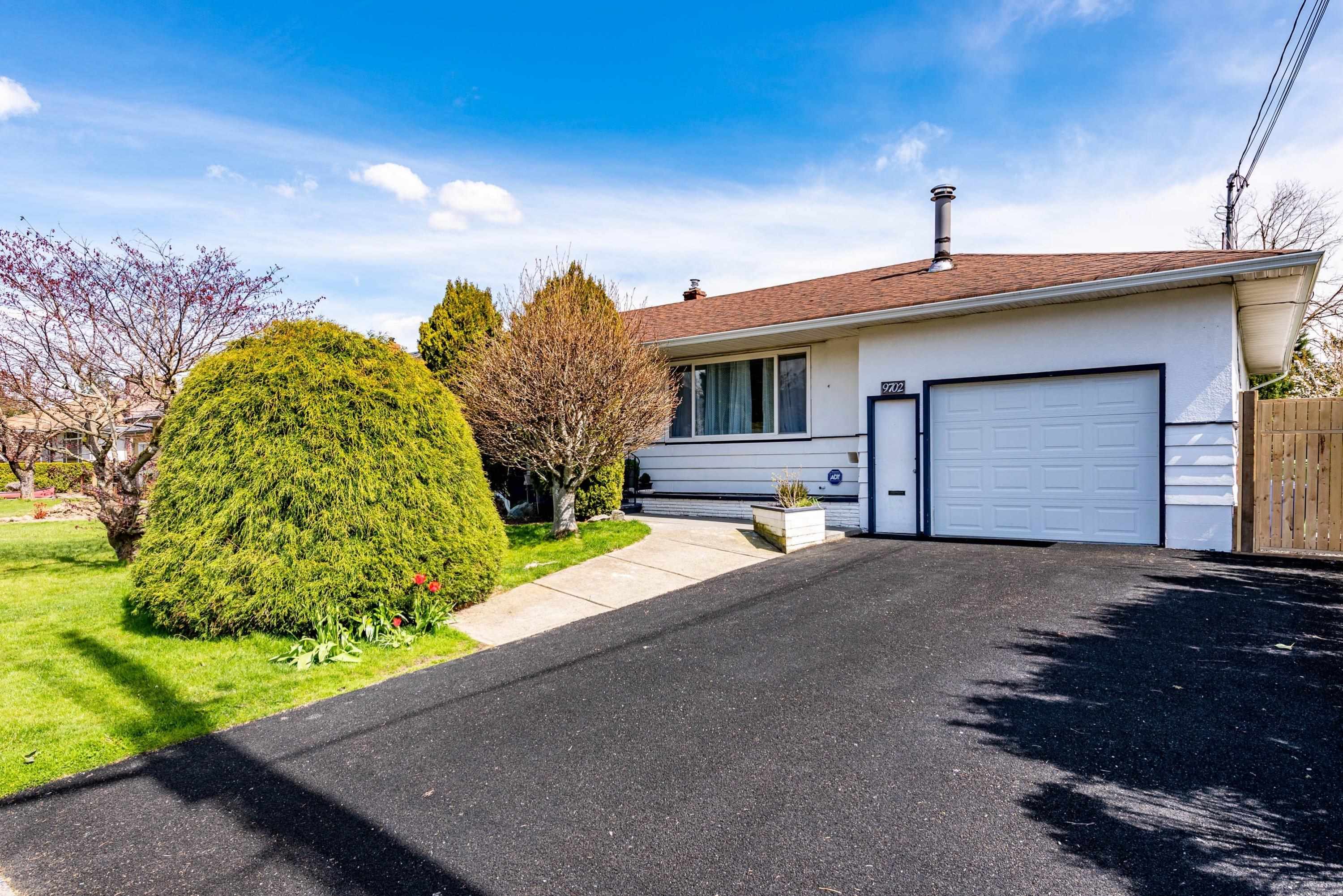 9702 Juniper Street, Chilliwack, BC, V2P 5J1