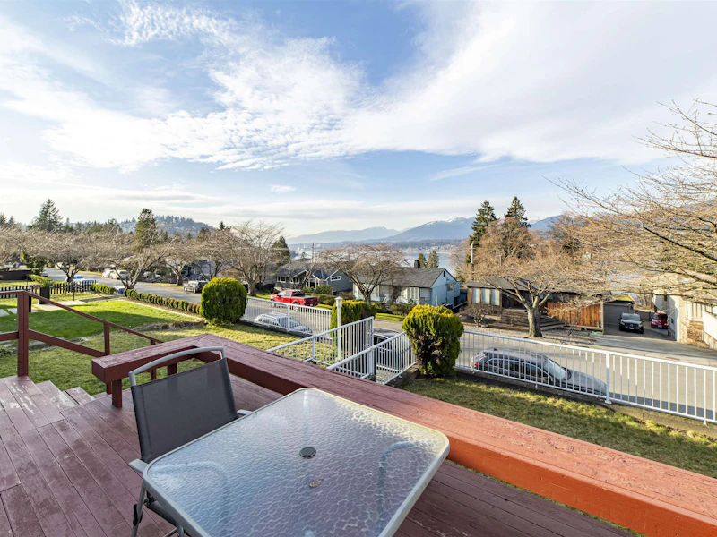 7058 Malibu Drive, Burnaby BC V5A 1A3