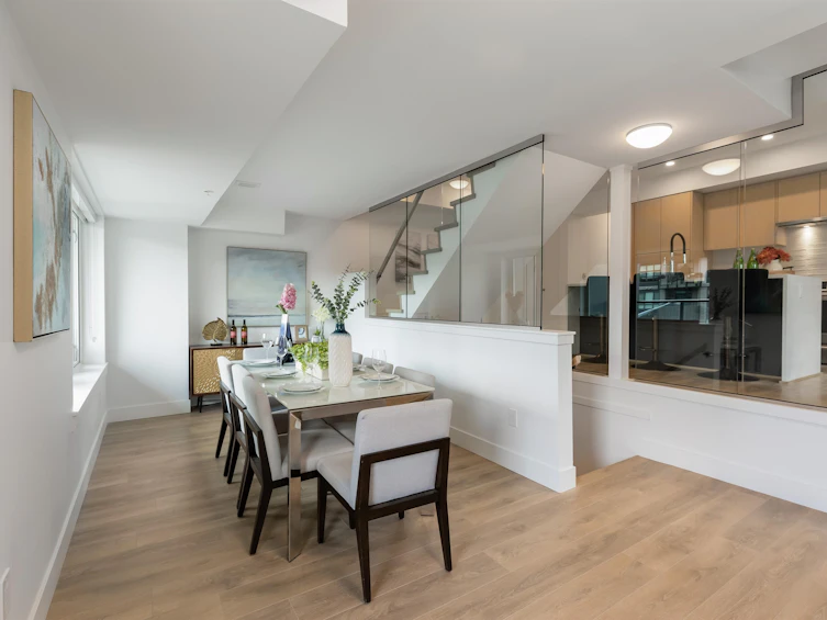 5-748 E 3rd Street, North Vancouver, BC, V7L 1G9