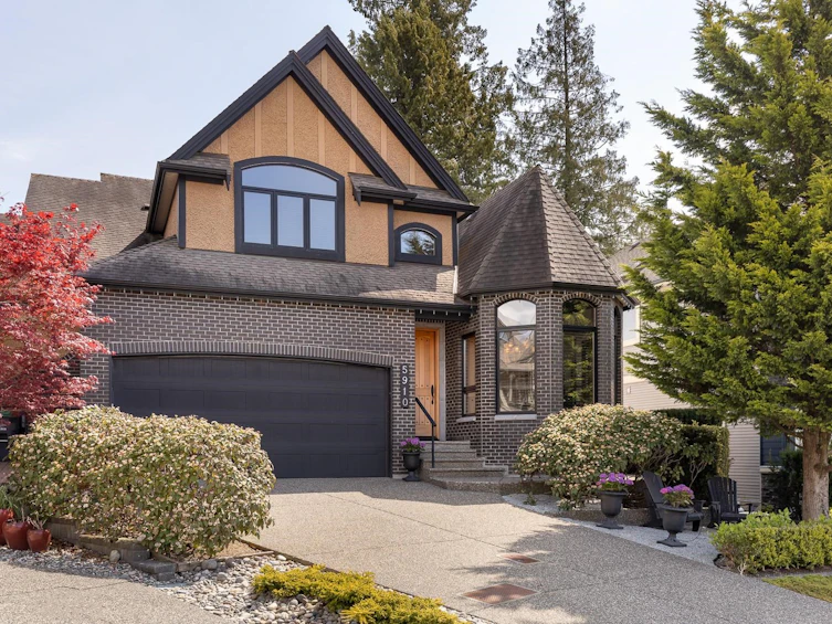 5910 165a Street, Surrey, BC, V3S 4G2