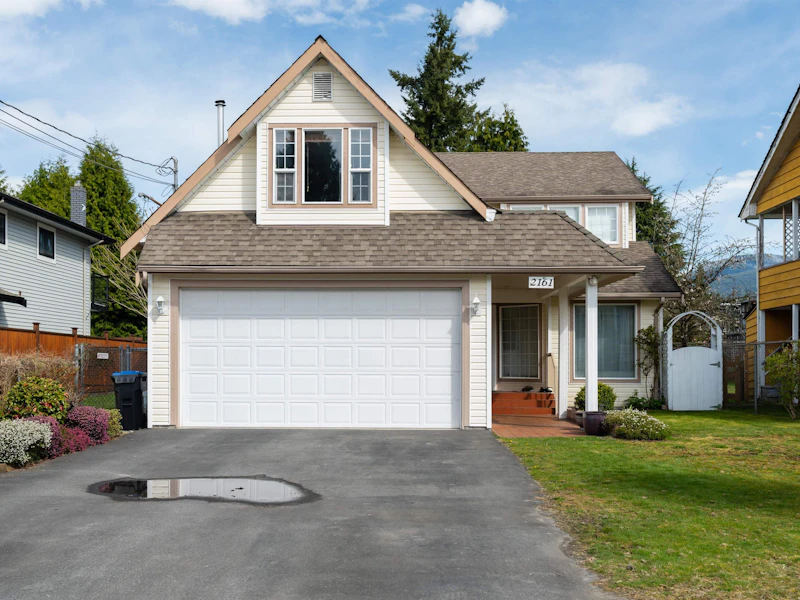 2161 Salisbury Avenue, Port Coquitlam BC V3B 1Y2