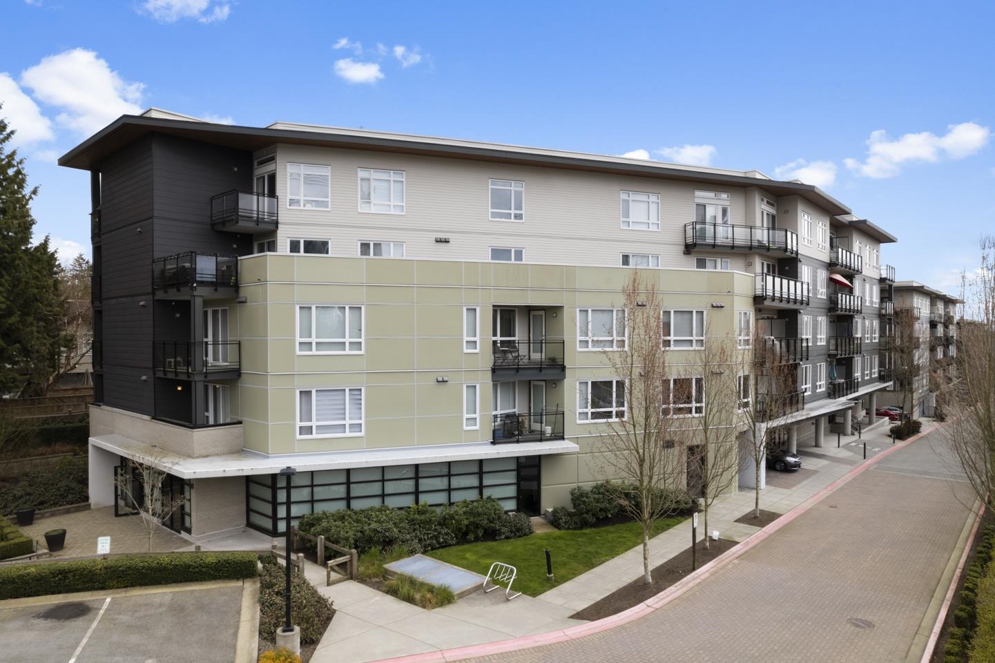 115-13919 Fraser Highway, Surrey, BC, V3T 4E6