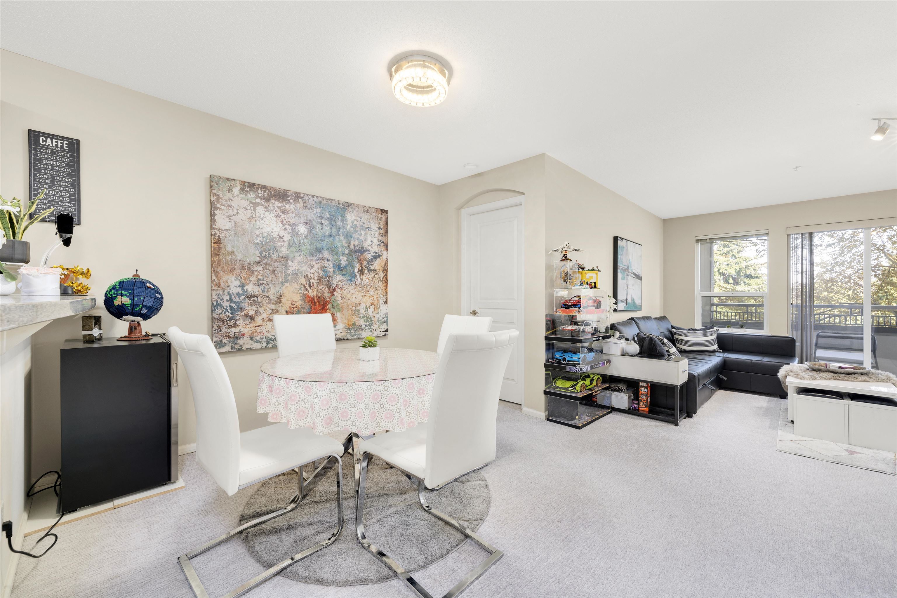 206-9200 Ferndale Road, Richmond, BC, V6Y 4L2