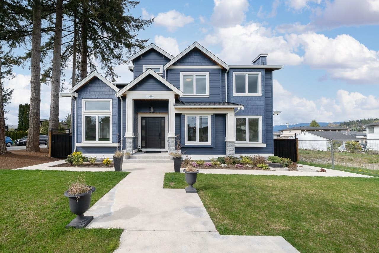 6881 Carnegie Street, Burnaby, BC, V5B 1Y6