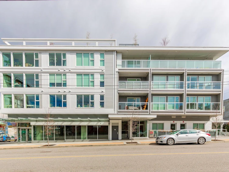 209-2508 Fraser Street, Vancouver, BC, V5T 3V4