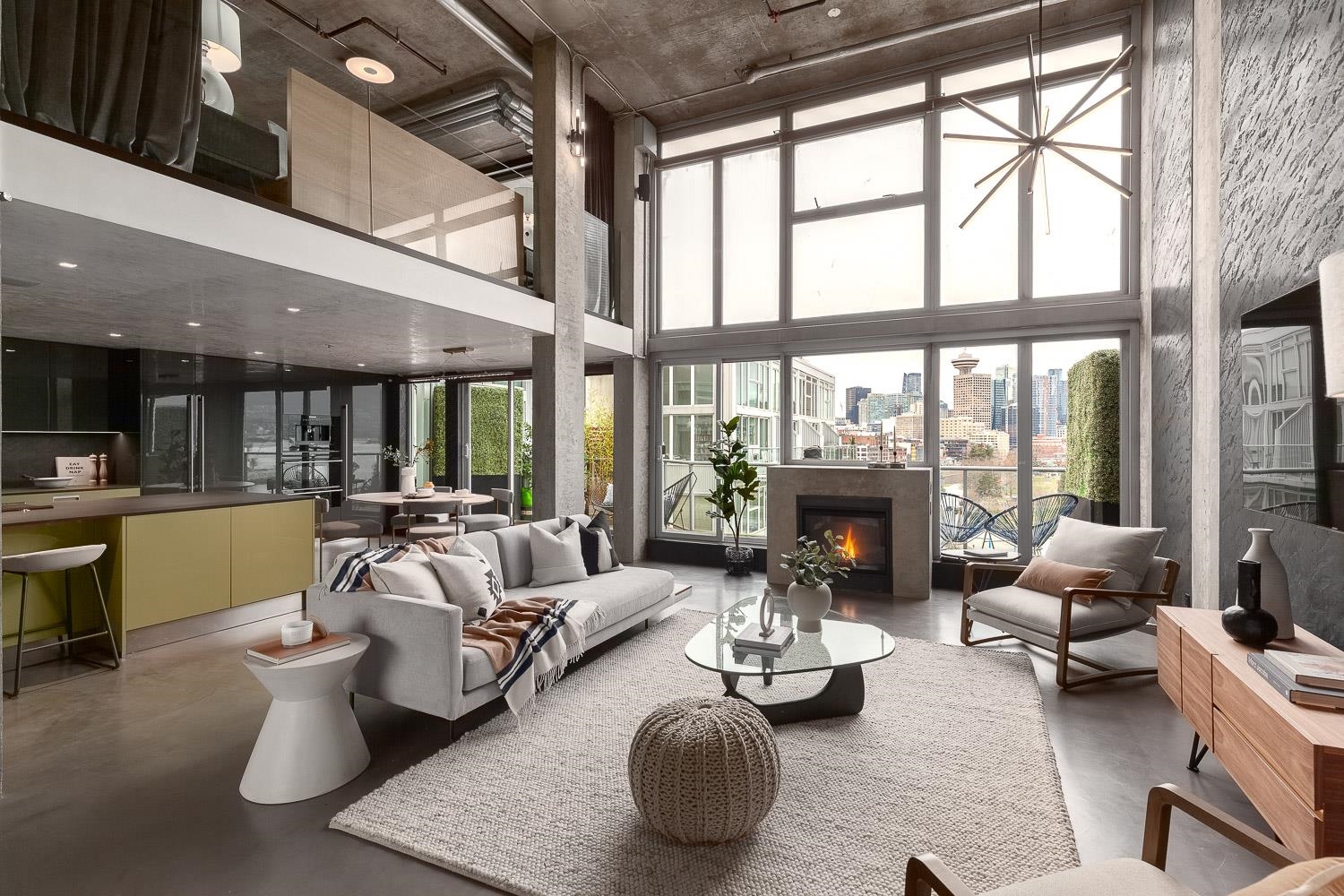 826-289 Alexander Street, Vancouver, BC, V6A 4H6