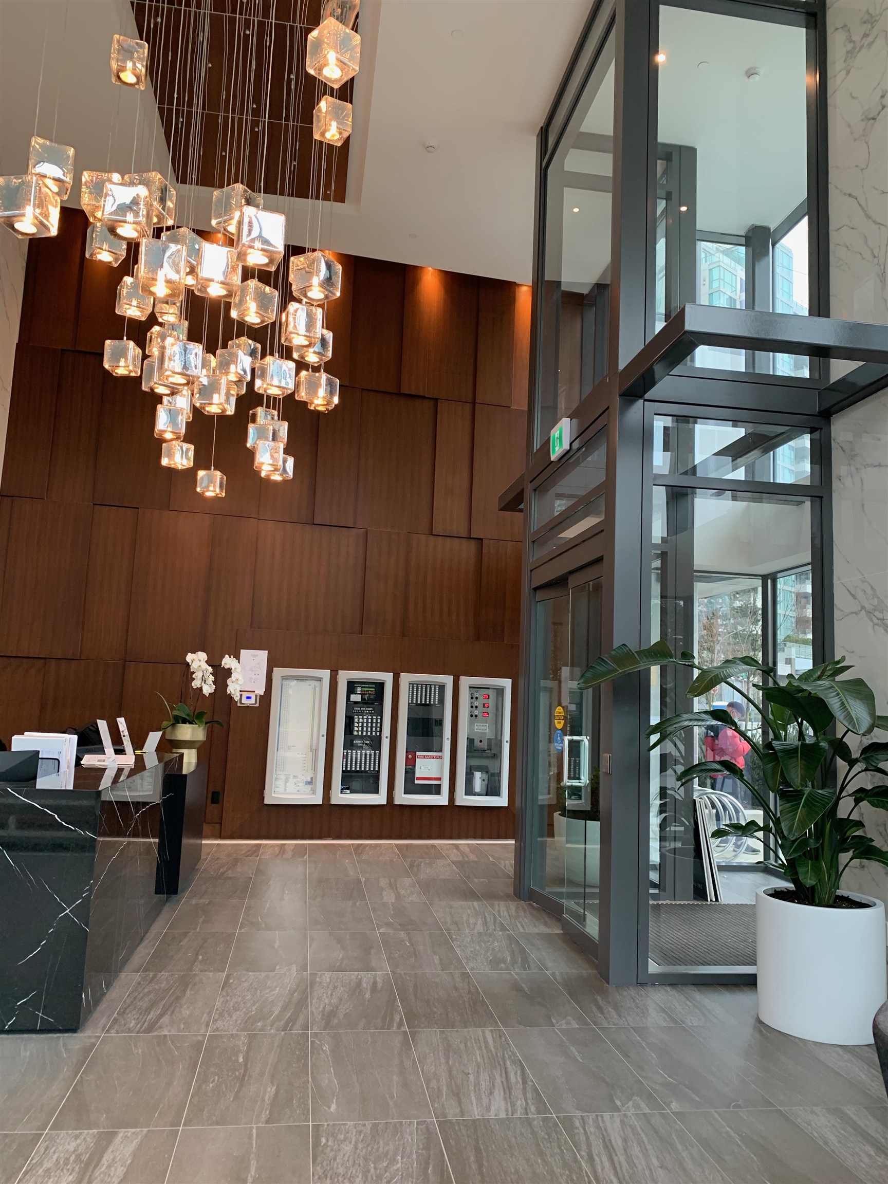 1503-4711 Hazel Street, Burnaby, BC, V5H 0J9