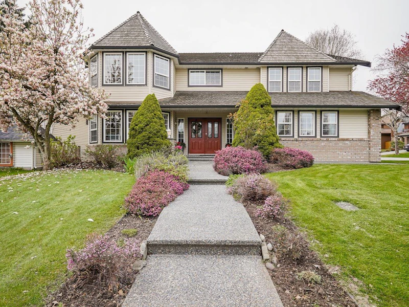 8045 159a Street, Surrey BC V4N 0K1