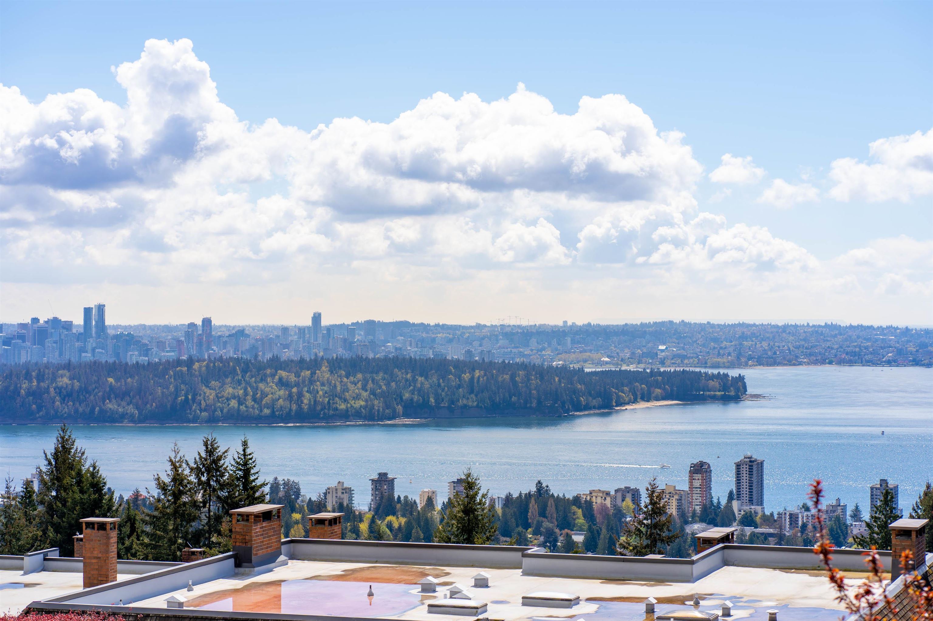14-2246 Folkestone Way, West Vancouver, BC, V7S 2X7