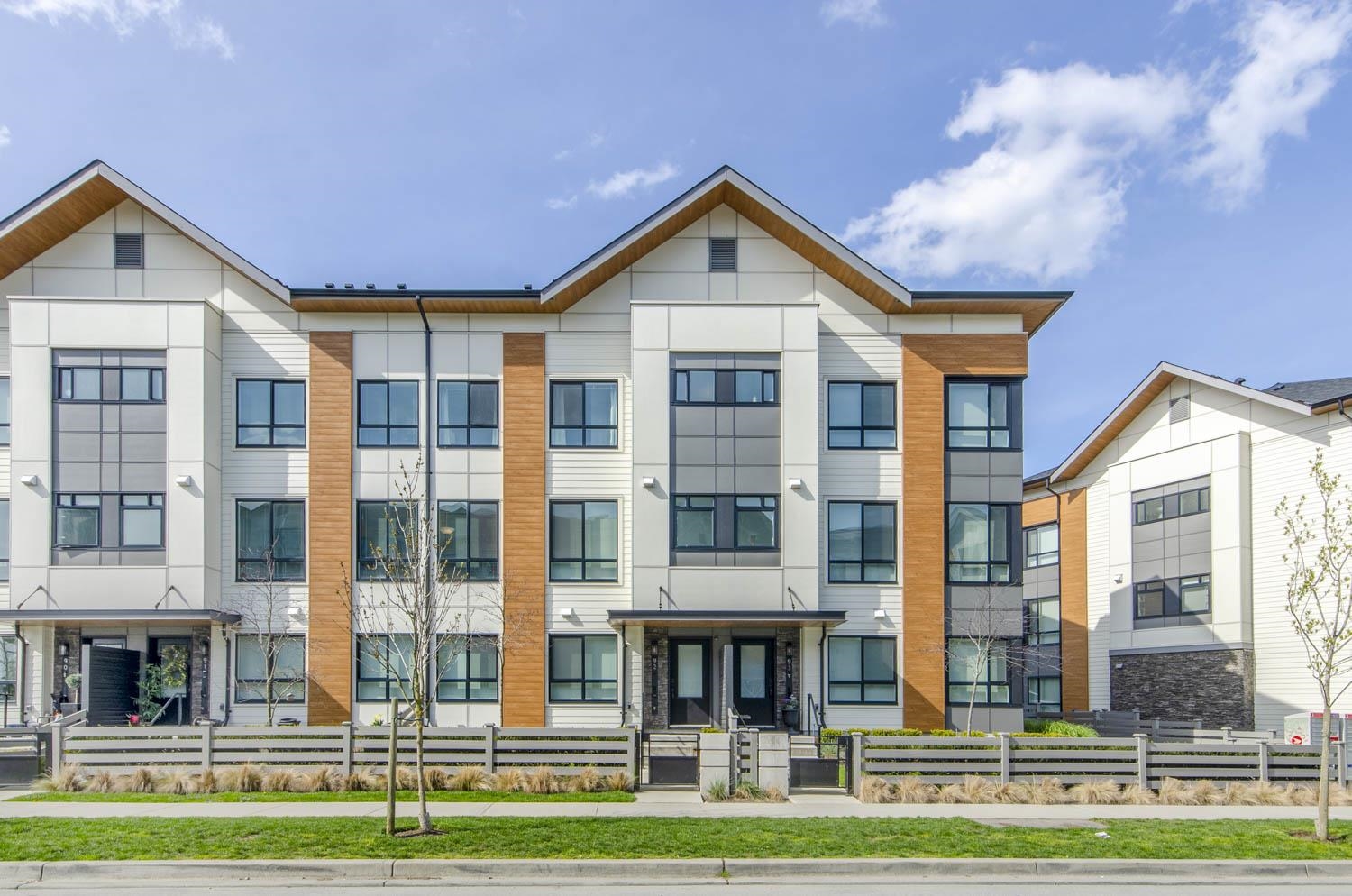 92-15111 Edmund Drive, Surrey, BC, V3S 0A5