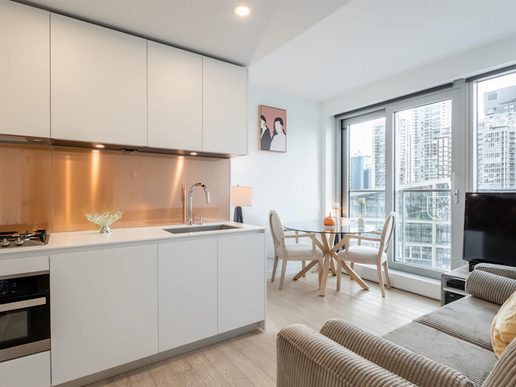 1201-1480 Howe Street, Vancouver, BC, V6Z 0G5