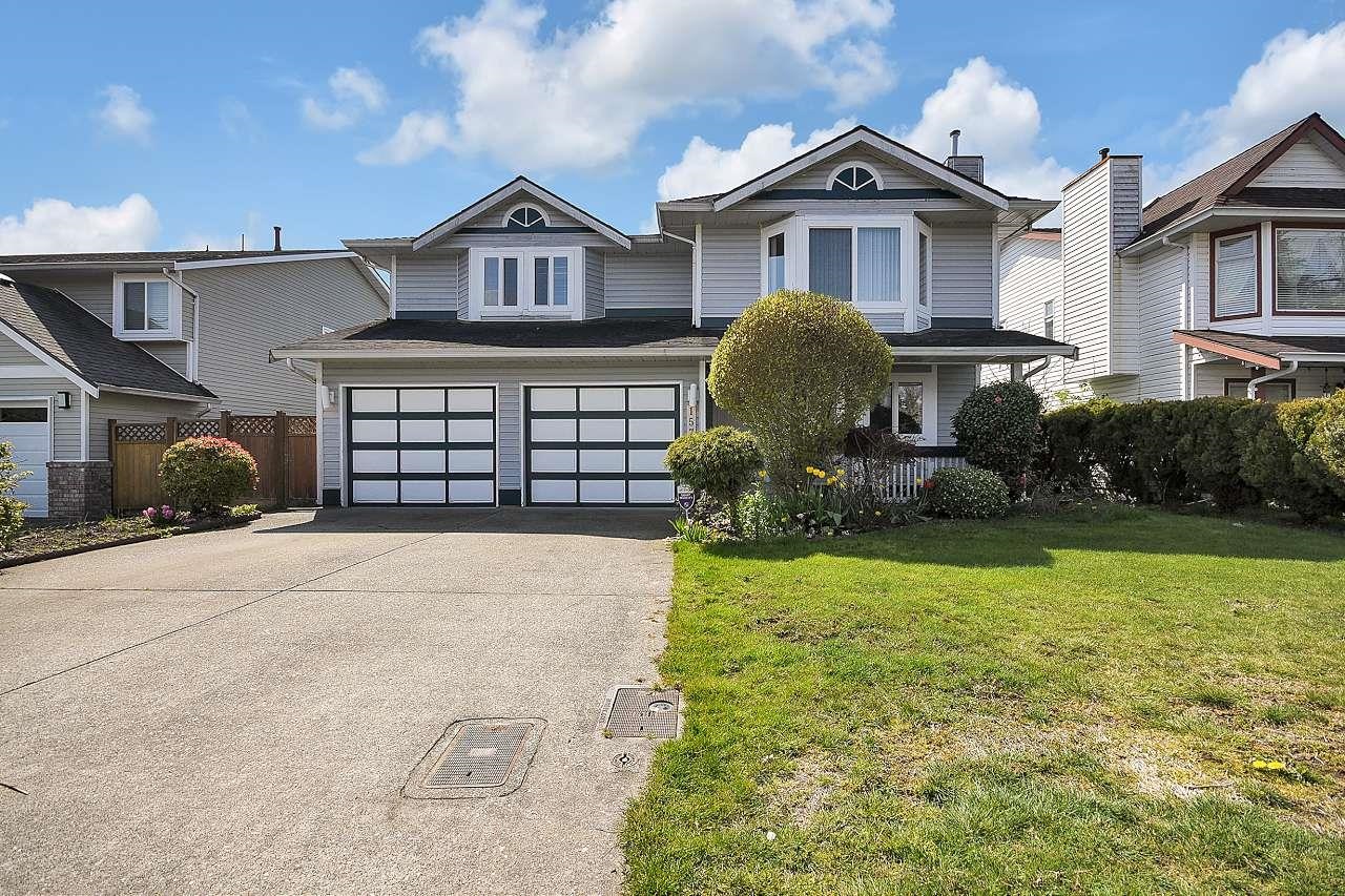 15716 82 Avenue, Surrey, BC, V3S 7Z5