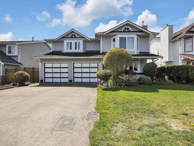 15716 82 Avenue, Surrey, BC, V3S 7Z5