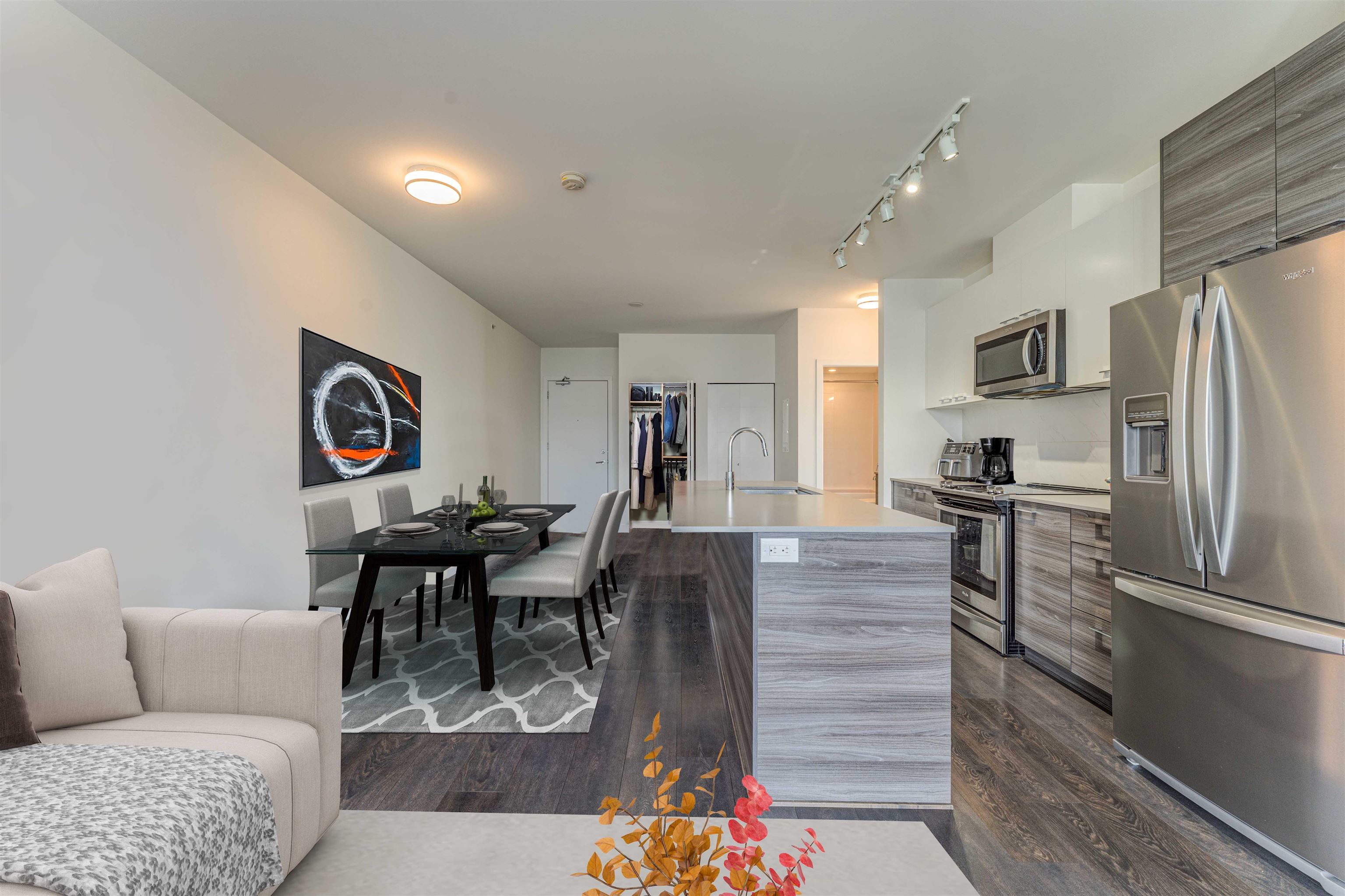 610-10603 140 Street, Surrey, BC, V3T 0M8