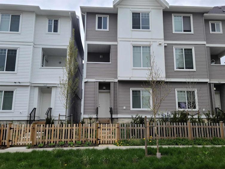 28-8033 166b Street, Surrey, BC, V4N 0G7